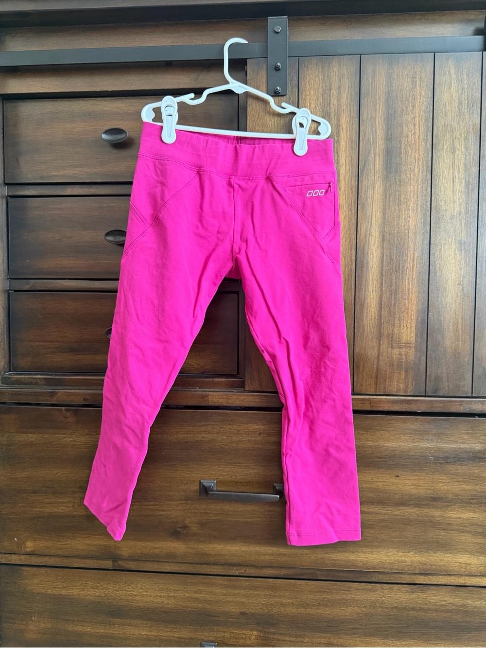 Lorna Jane Active Bright Pink 3/4 length Leggings
